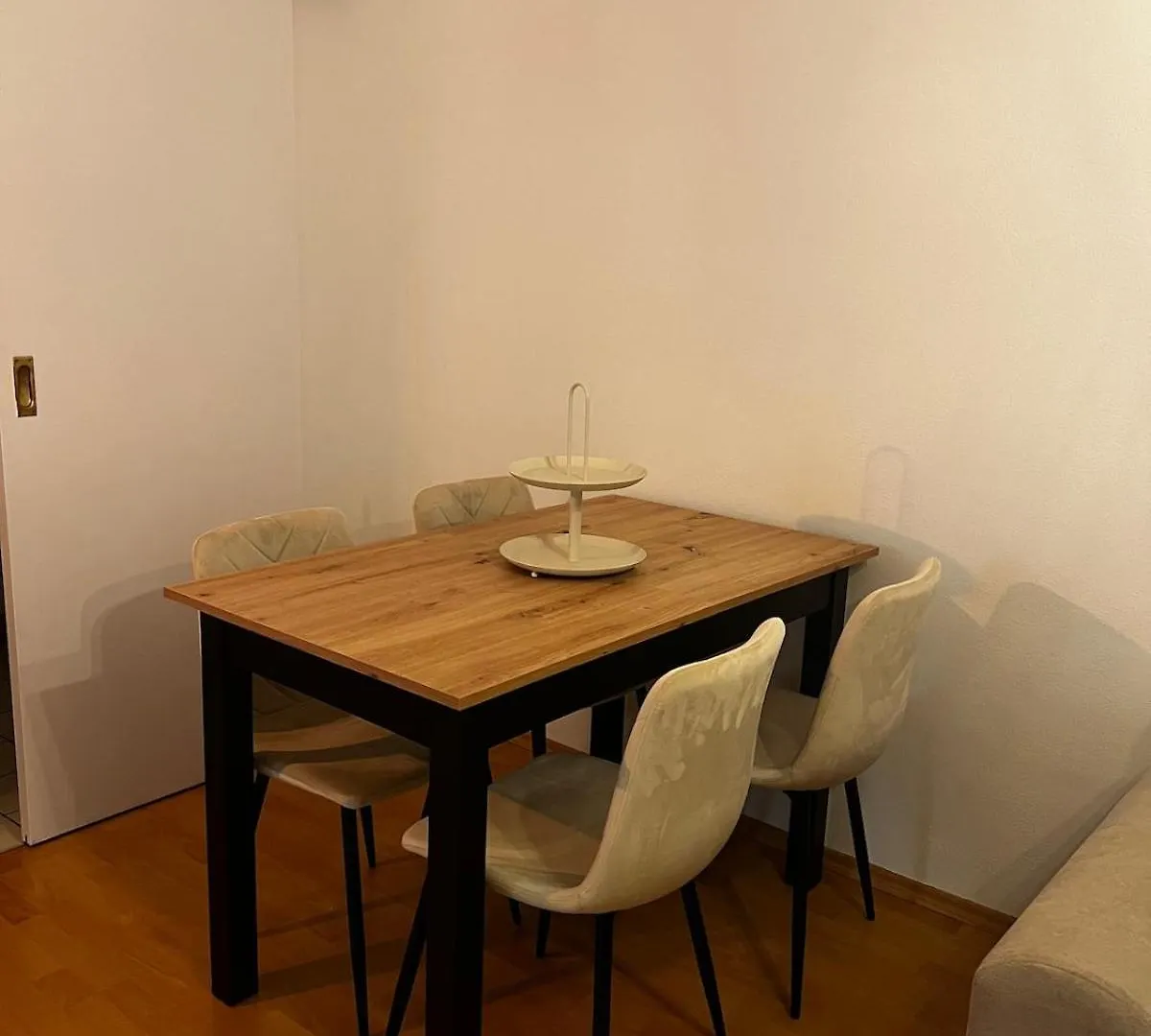 Cozy Sunny Flat In Quiet Spot Apartment Dachau 0*,